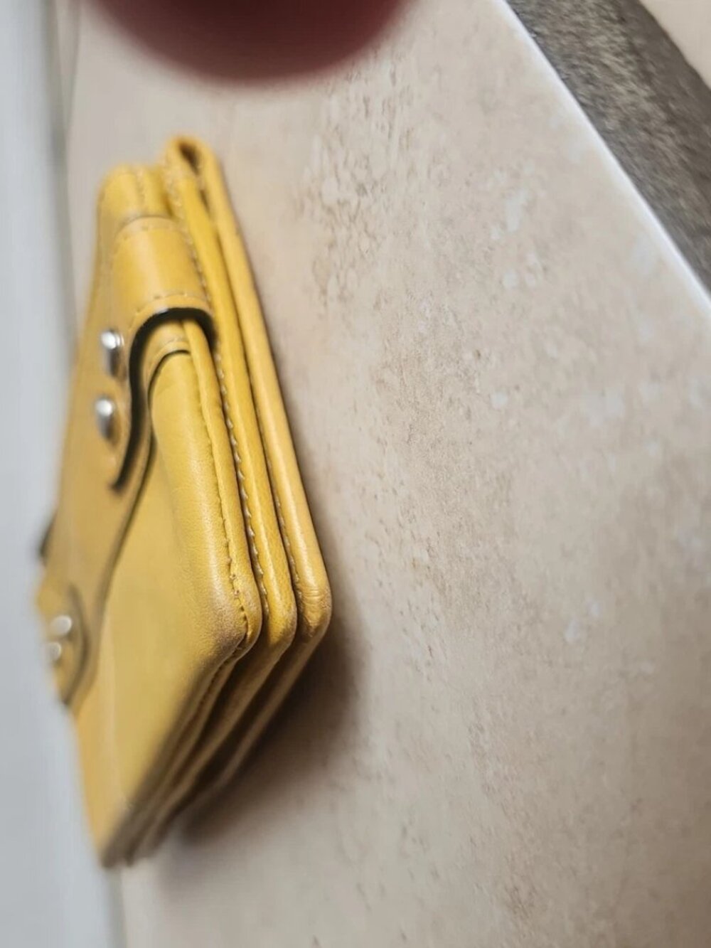 Fossil Yellow Leather Flap Wallet/Clutch - Picture 6 of 7